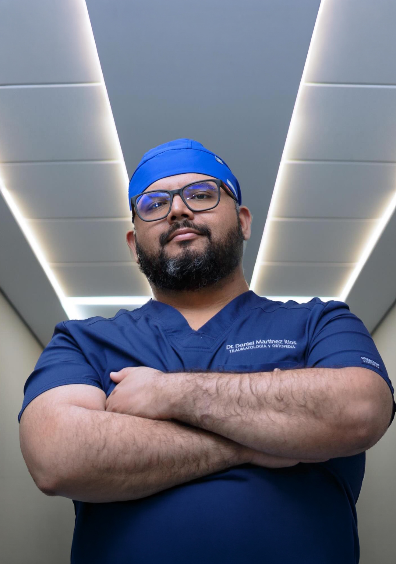 Dr. Daniel Martínez Ríos — Traumatología y Ortopedia